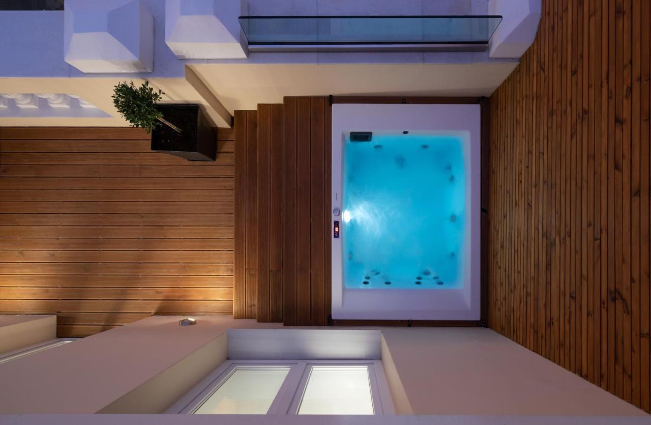 Praxitelous Luxury Atina