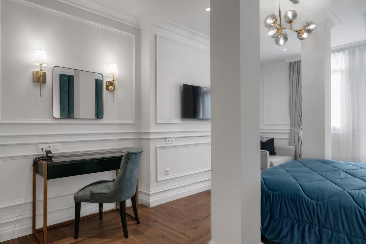 Otel Praxitelous Luxury Atina