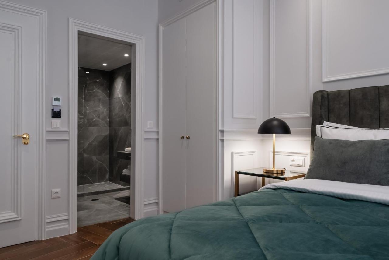 Praxitelous Luxury 4* Atina