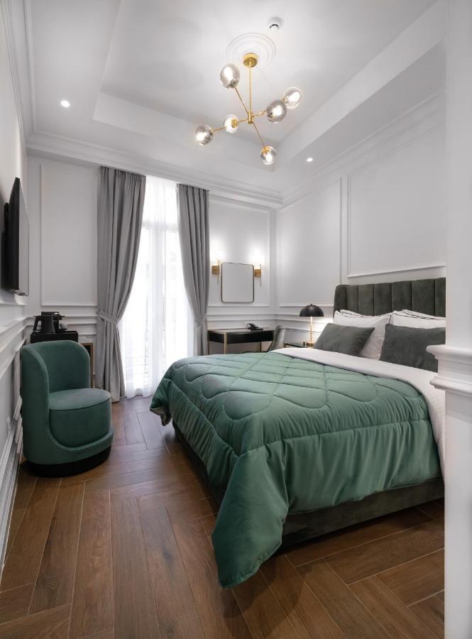 Otel Praxitelous Luxury