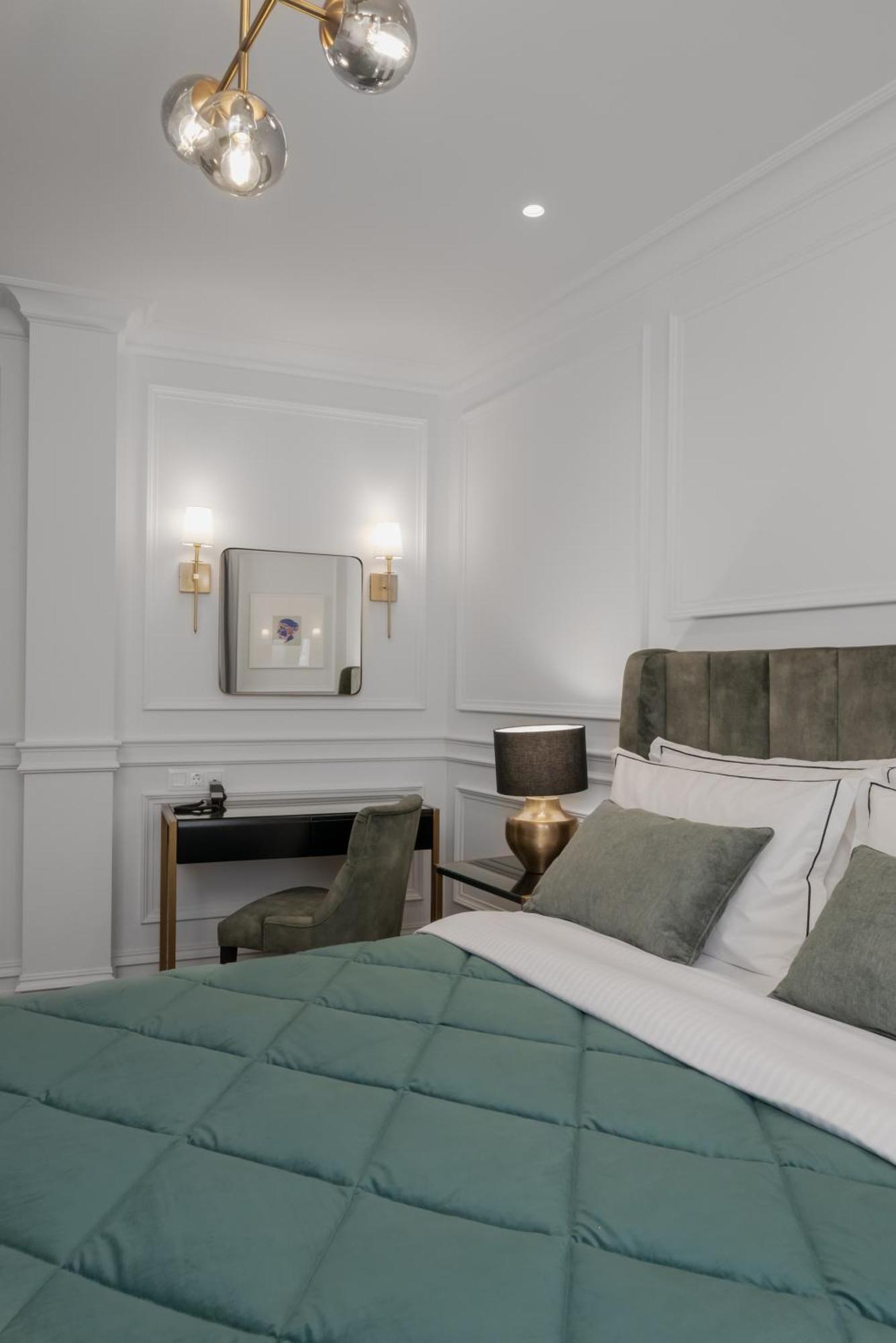Praxitelous Luxury Otel 4*